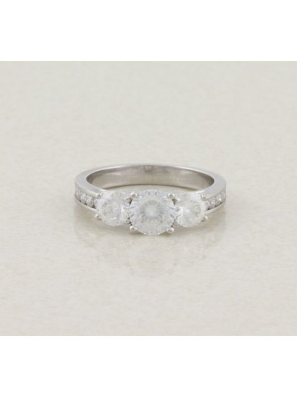 Sterling Silver Lab Created Moissanite Ring Sparkly 8 1/4 Engagement Ring - Picture 1 of 9
